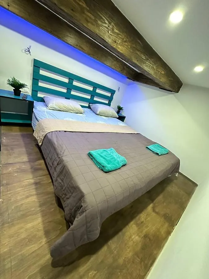 Metropolis Apartment On Pekarska 2 Львов